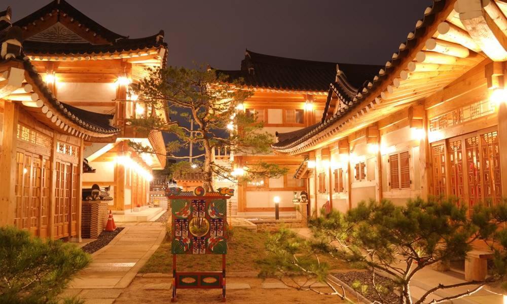 Hwangnamguan Hanok Village Gyeongju Dış mekan fotoğraf