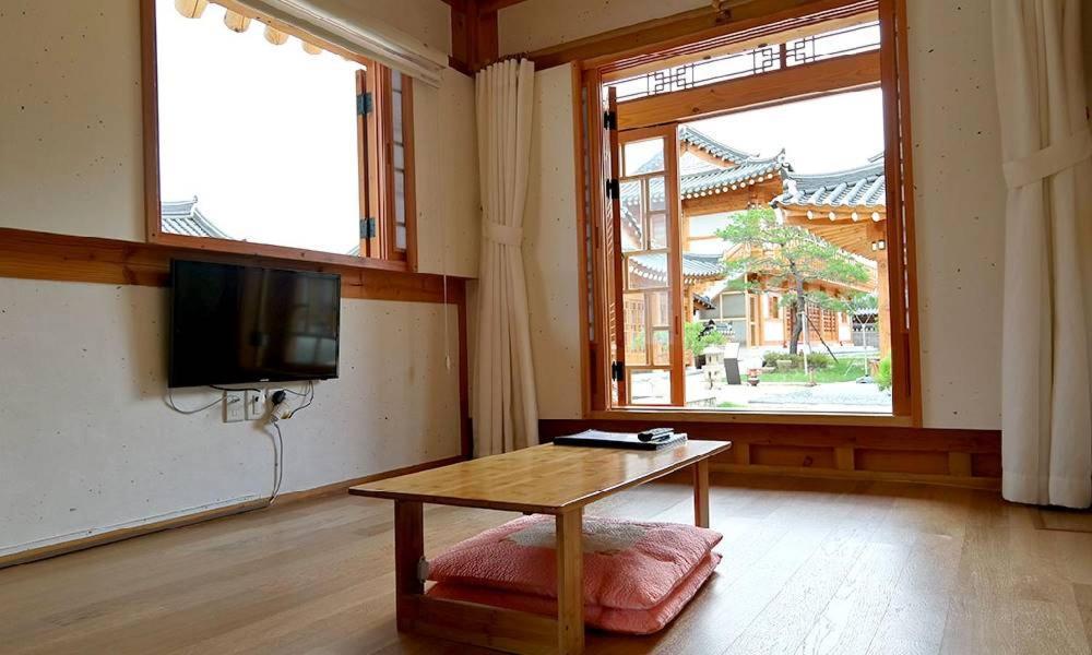 Hwangnamguan Hanok Village Gyeongju Dış mekan fotoğraf